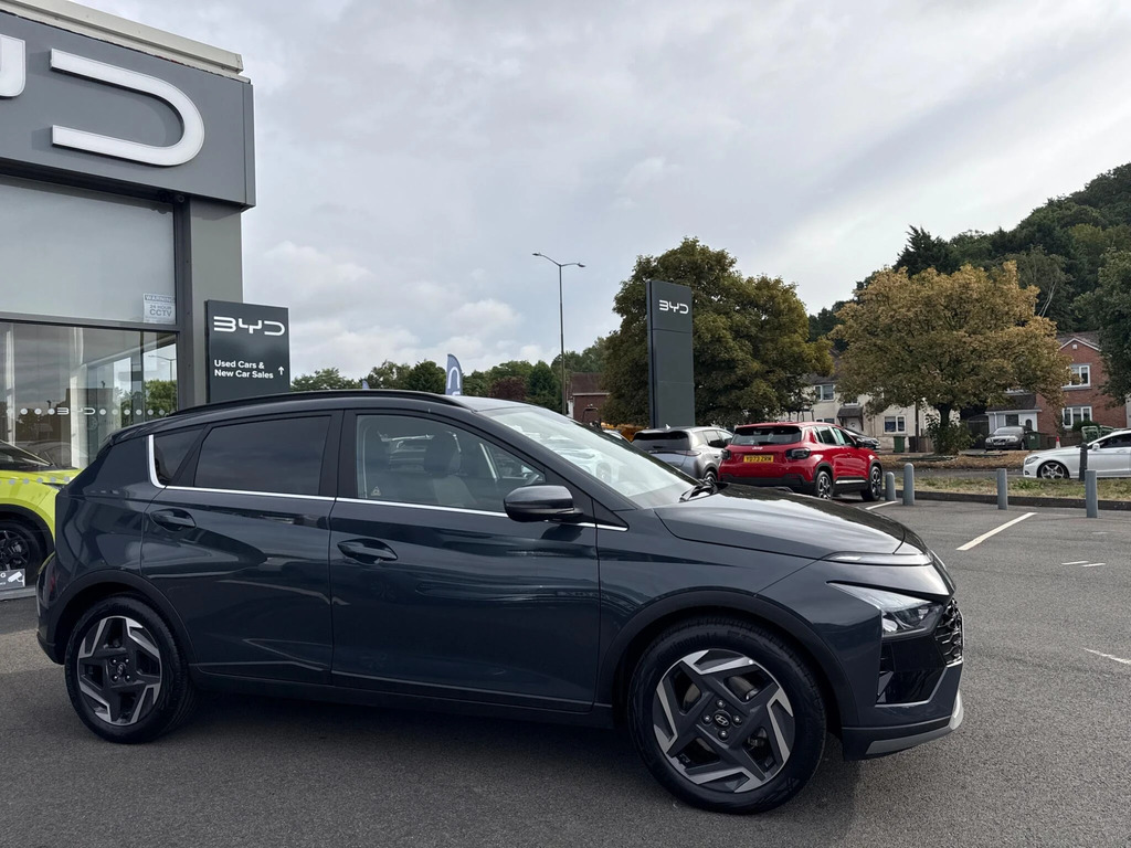 Hyundai Bayon Premium Green #7