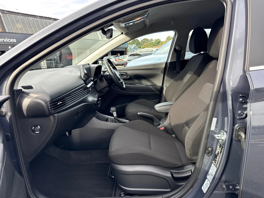 Hyundai Bayon Premium Green #45