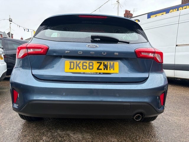 Ford Focus 1.0T Ecoboost Titanium Hatchback Blue #5