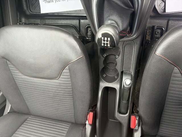 Ford Transit Courier Courier Panel White #18