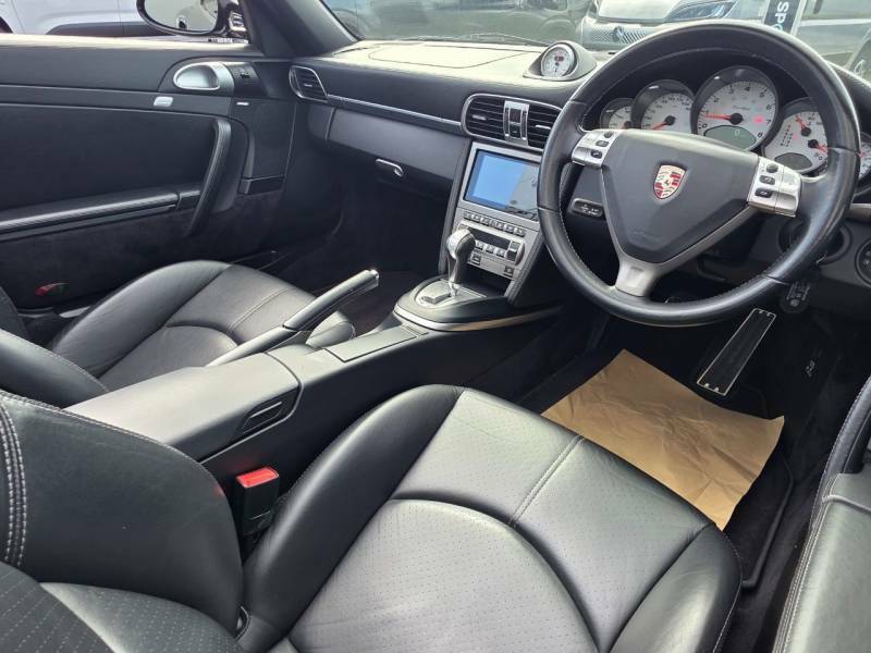 Porsche 911 Tiptronic S LR08YRU Black #2