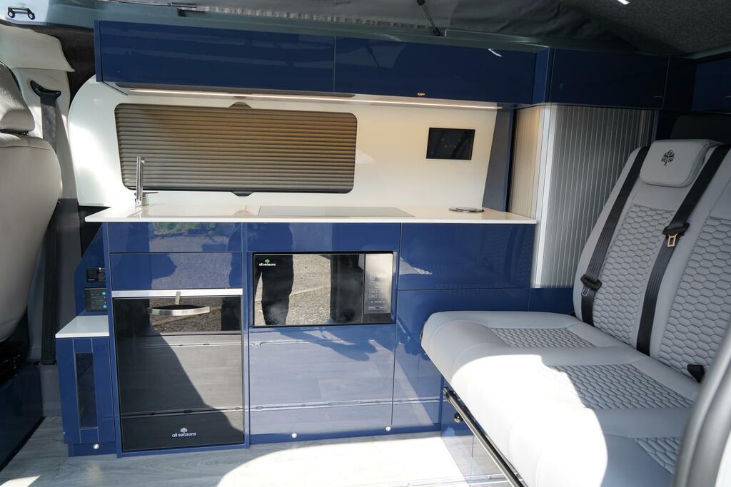 Volkswagen Campervan Swb Dsg Campervan With Tailgate, Led Lights, Rever Grey #2