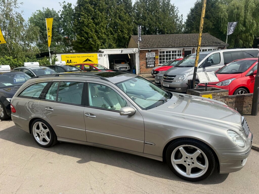 Mercedes-Benz E Class 5.0 E500 Avantgarde 7G-tronic Silver #2