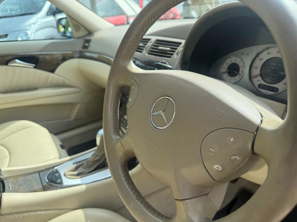 Mercedes-Benz E Class E320 Elegance Silver #23