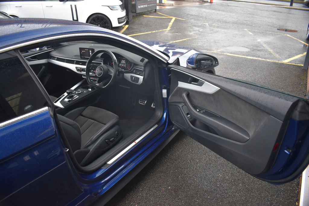 Audi A5 2.0 Tdi Ultra S Line Sportback E Red #22