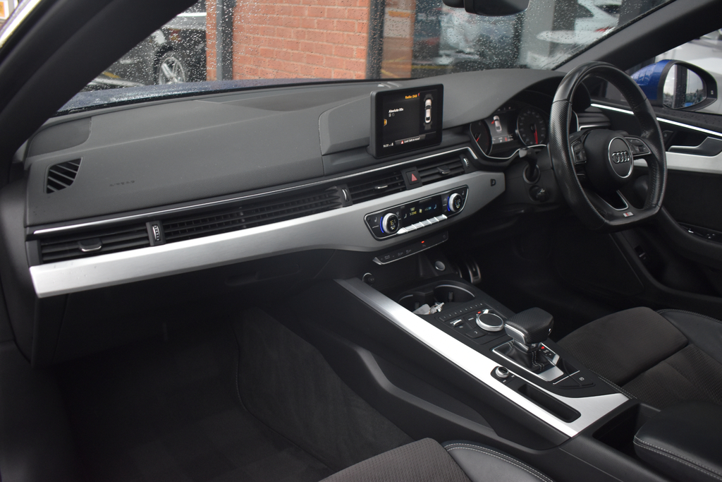 Audi A5 2.0 Tdi Ultra S Line Sportback E Red #32