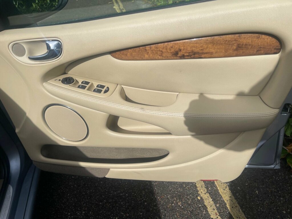 Jaguar X-Type X-type V6 Silver #22