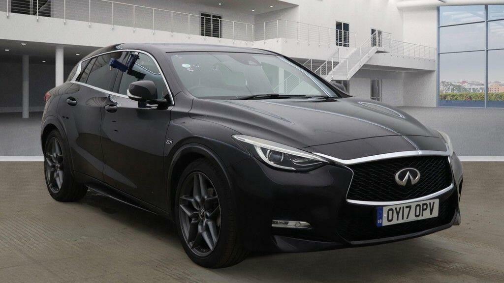 Infiniti Q30 2.0T Sport Dct Awd Euro 6 Ss OY17OPV Black #6