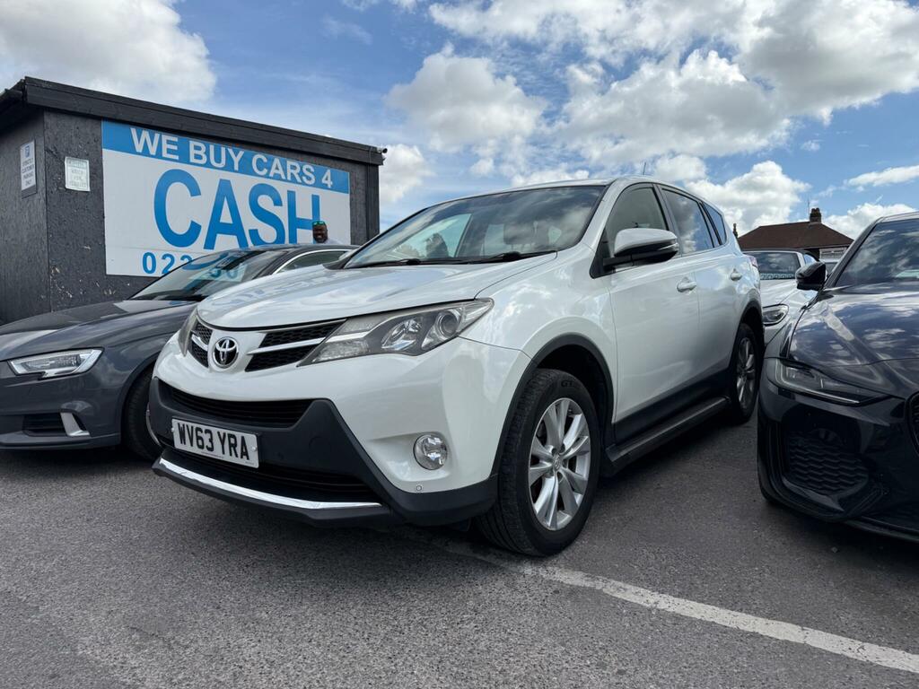 Toyota Rav 4 Icon White