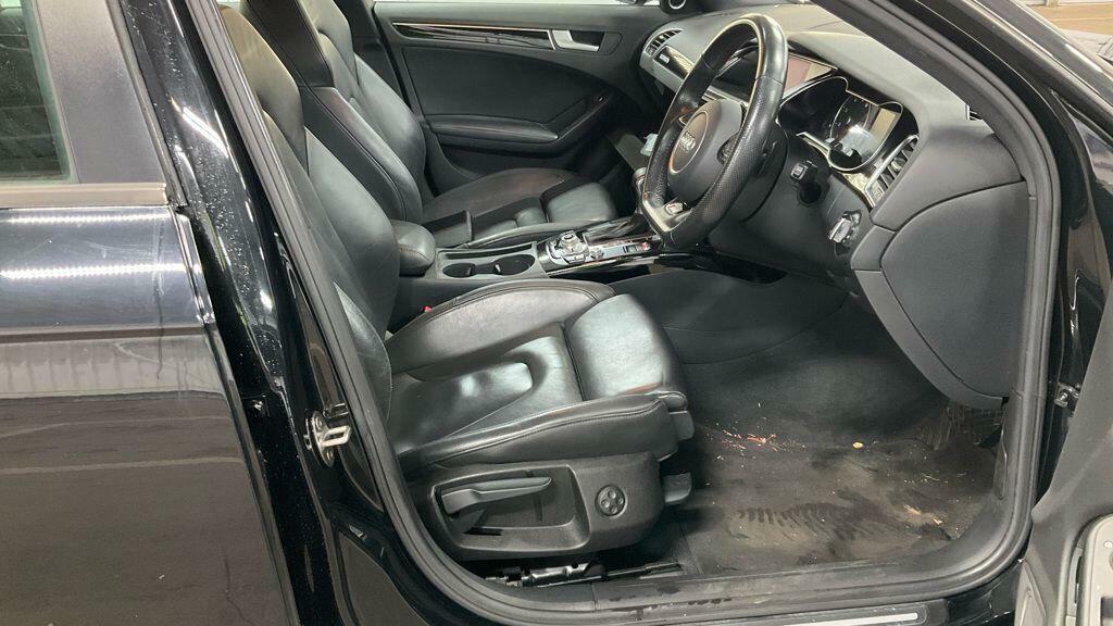 Audi A4 Black Edition Black #2