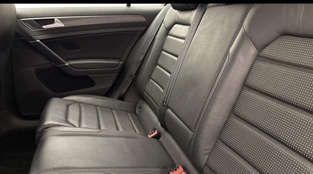 Volkswagen e-Golf 35.8Kwh Hatchback 136 Ps #4