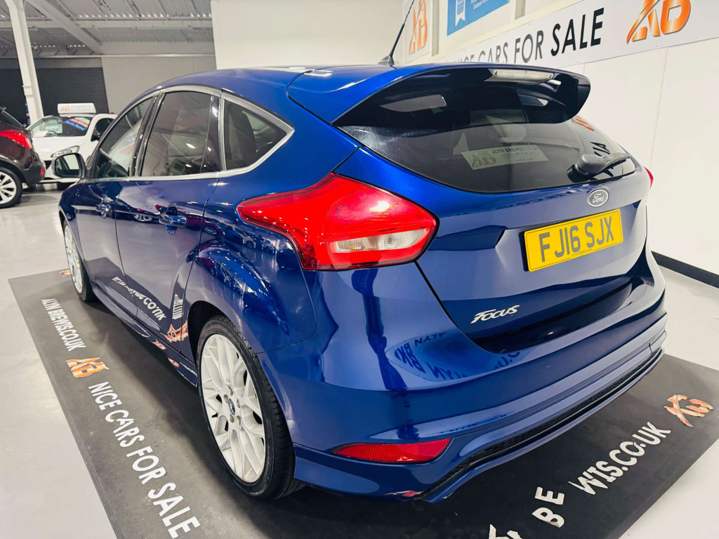 Ford Focus Zetec S Tdci FJ16SJX  #4