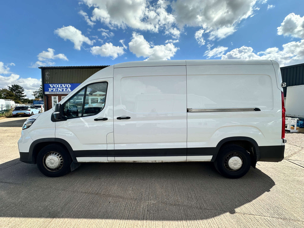 Maxus Deliver 9 D20 Panel Van Fwd L3 H2 Euro 6 Ss White #4