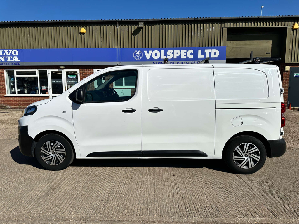 Citroen Dispatch Bluehdi 1000 Enterprise M Panel Van MW21WUO White #3