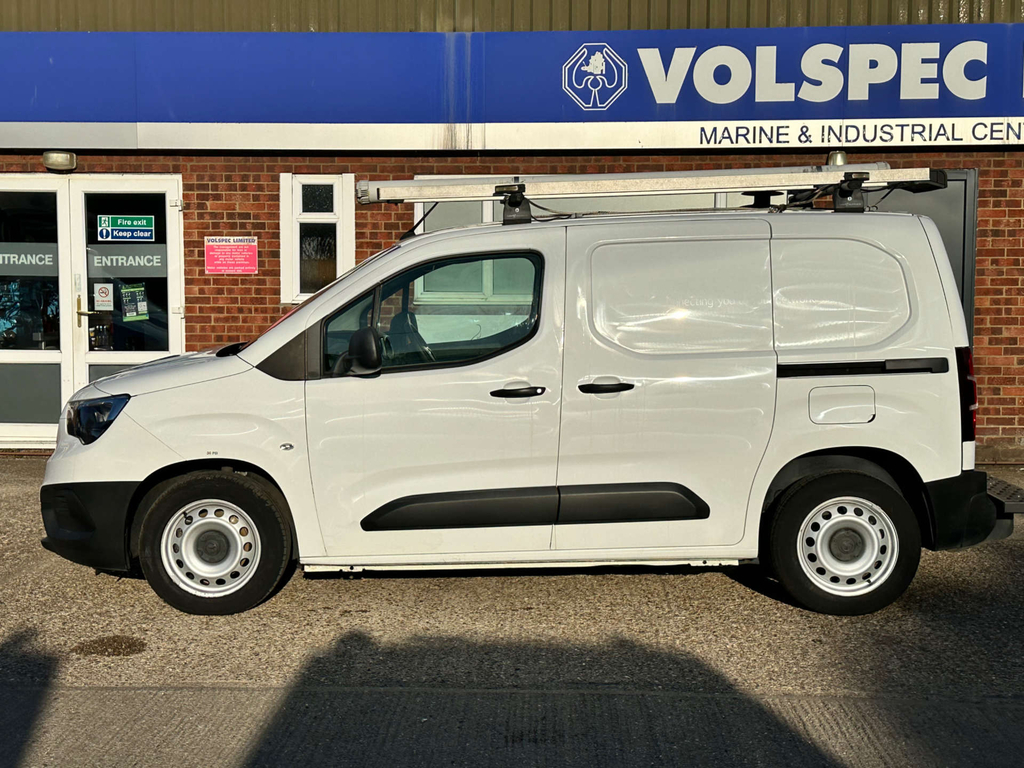 Vauxhall Combo Turbo D 2300 Edition Panel Van L1 H1 FE19UMG White #4