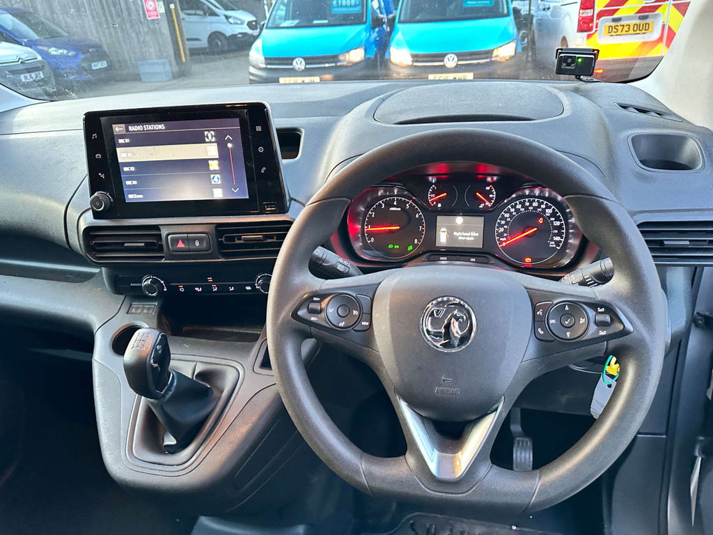 Vauxhall Combo White #14