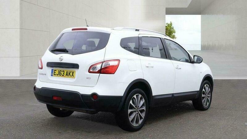 Nissan Qashqai+2 1.5 Dci Tekna 2Wd White #4