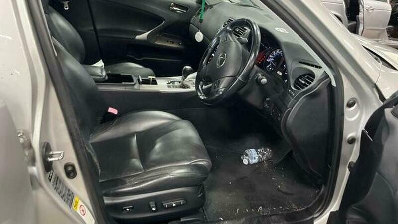 Lexus IS 2.5 250 Se Silver #2