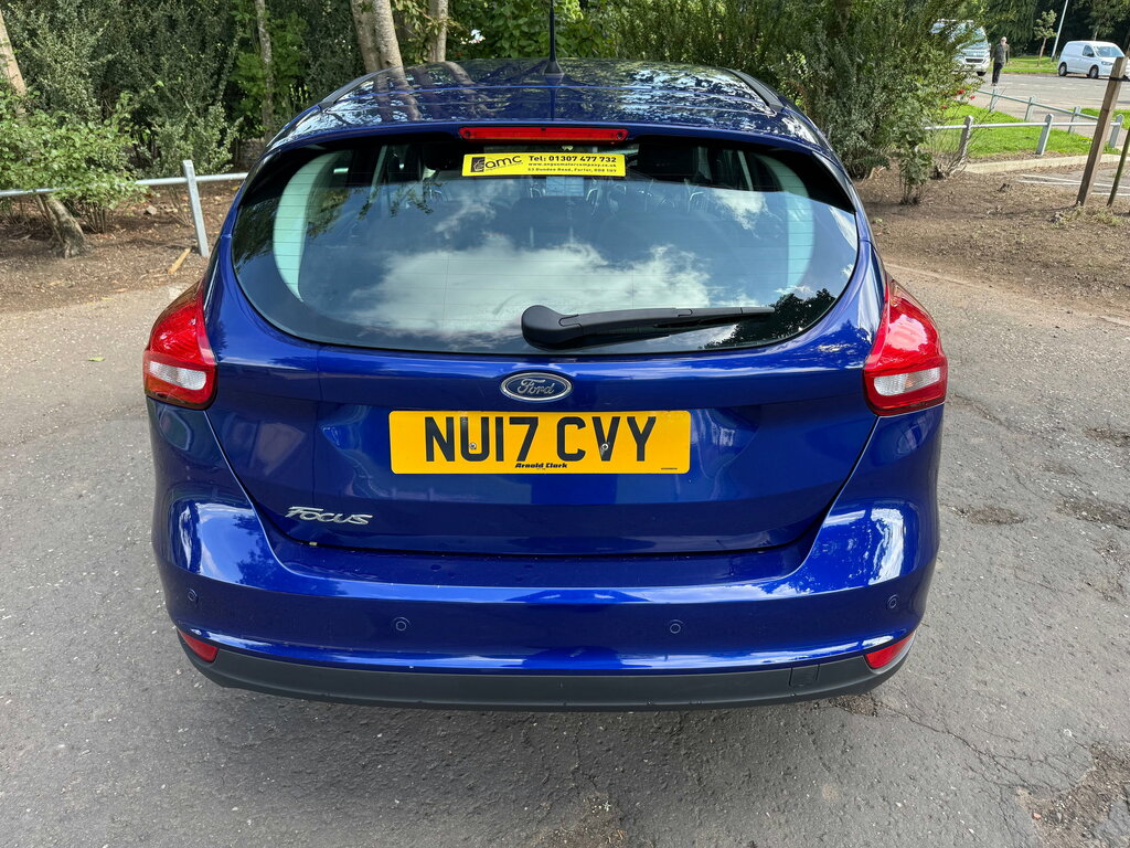 Ford Focus Focus Hatchback NU17CVY Blue #5
