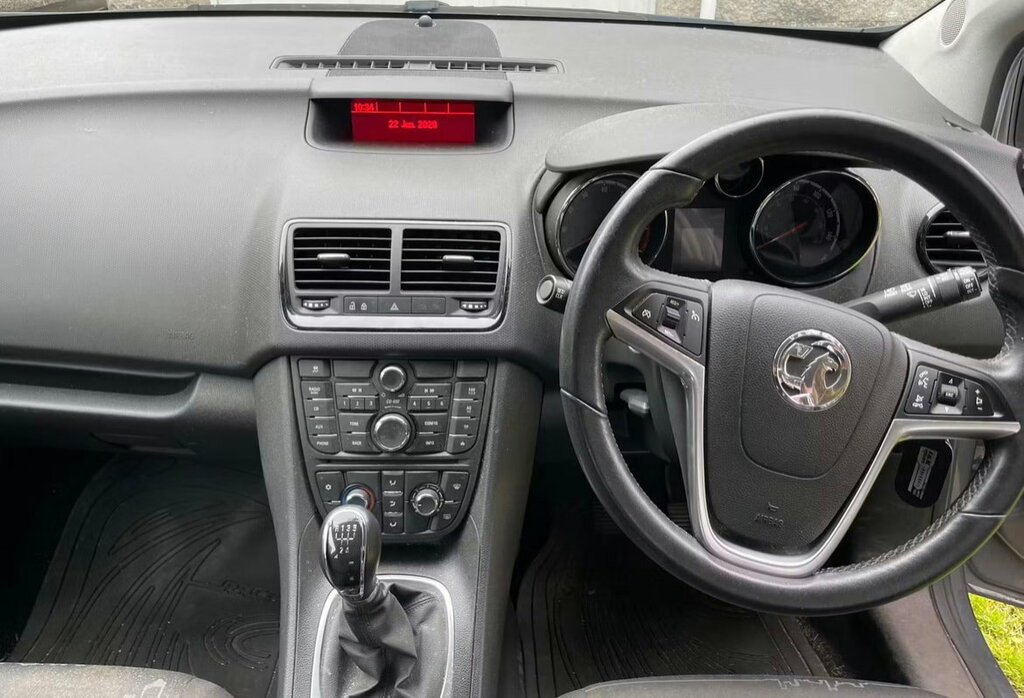 Vauxhall Meriva Tech Line Black #3