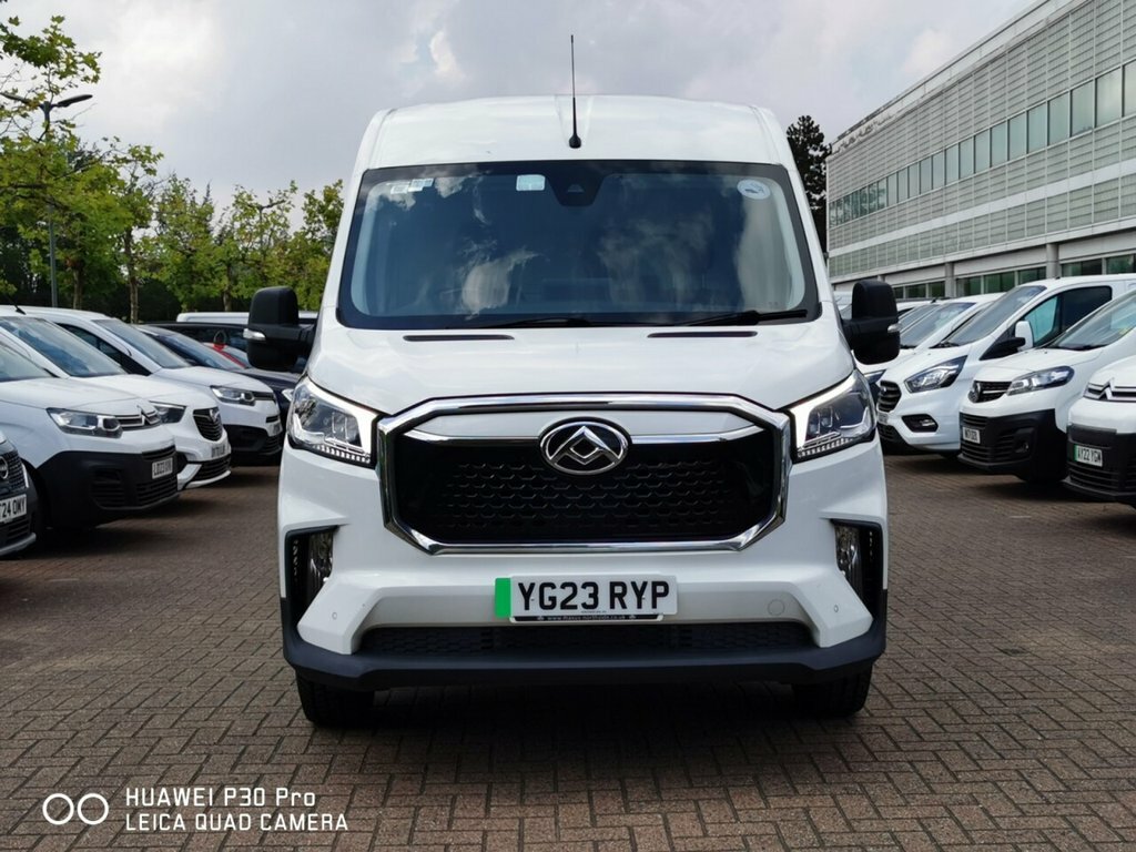 Maxus eDeliver 9 Mpv White #2