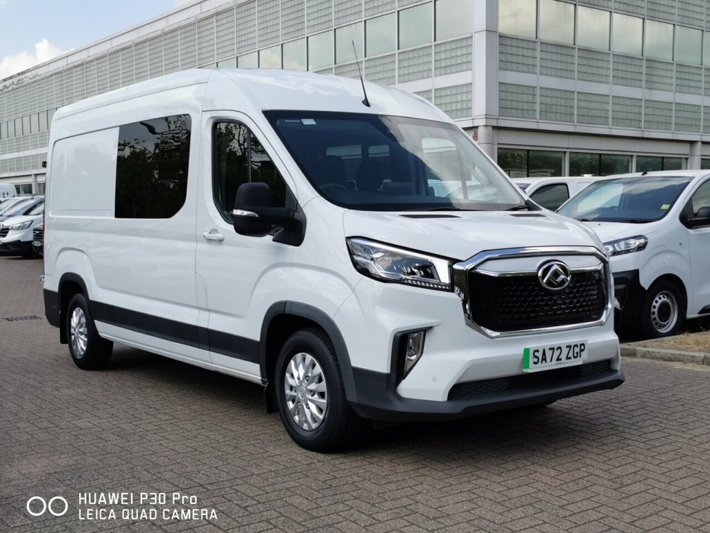 Maxus Deliver 9 Mpv White