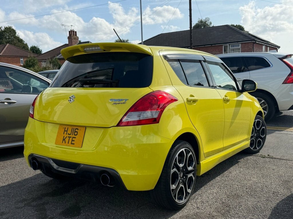 Suzuki Swift Hatchback Yellow #4
