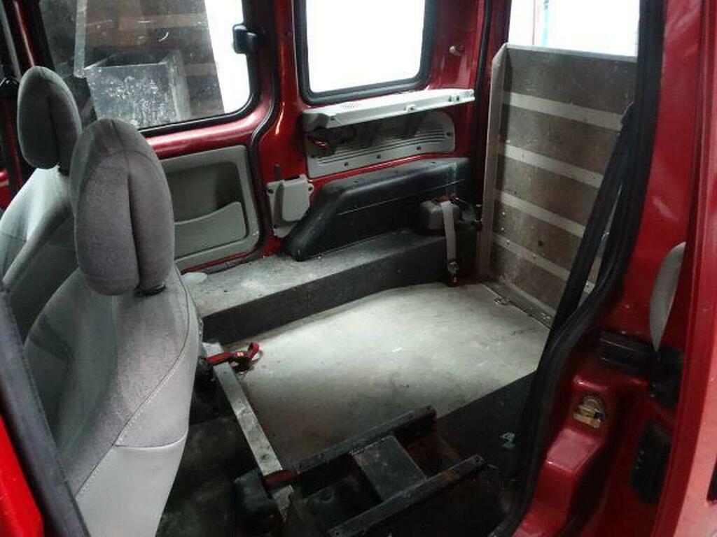 Renault Kangoo 1.2 16V Expression 2004 Red #3