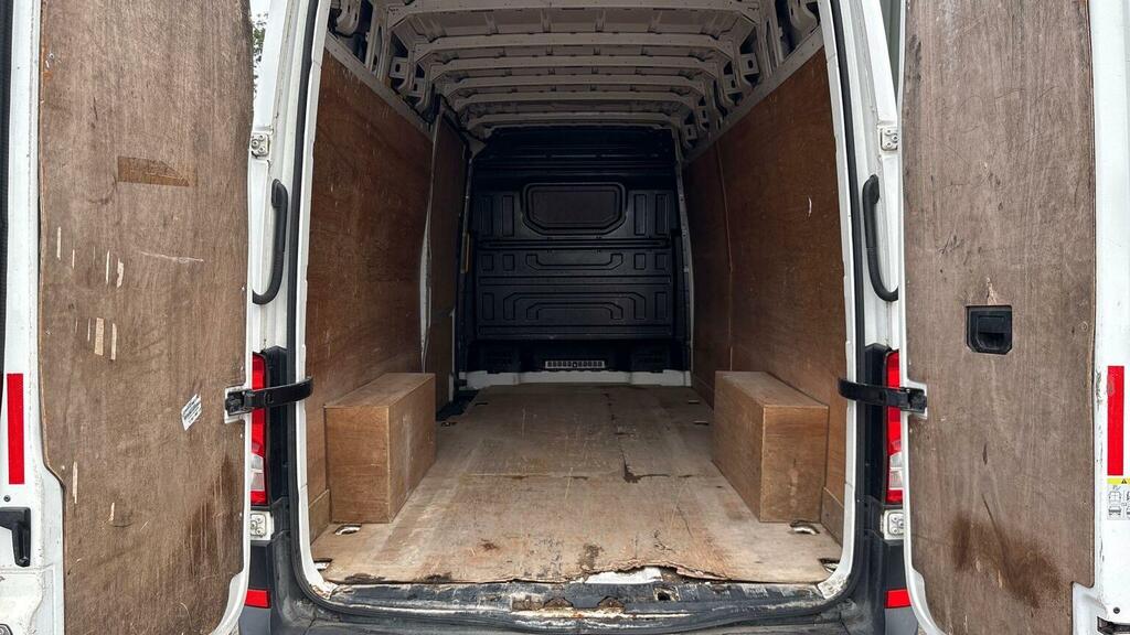 Volkswagen Crafter 2.0 Tdi Cr35 Startline Fwd Lwb High Roof Euro 6 S White #6