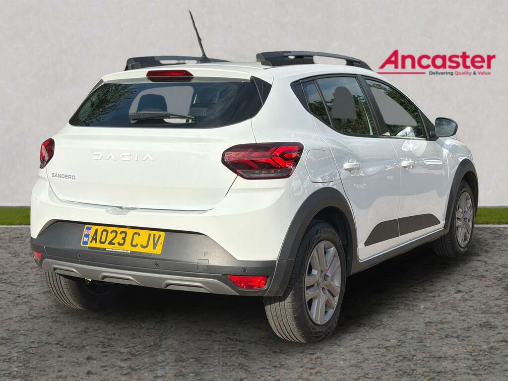 Dacia Sandero Stepway 1.0 Tce Expression Cvt AO23CJV White #3