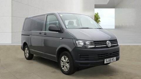 Volkswagen Transporter Shuttle S T32 SL68HOJ Grey #2
