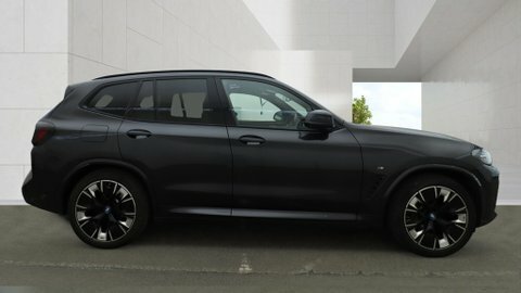 BMW iX3 80Kwh M Sport EK22GOX Grey #6