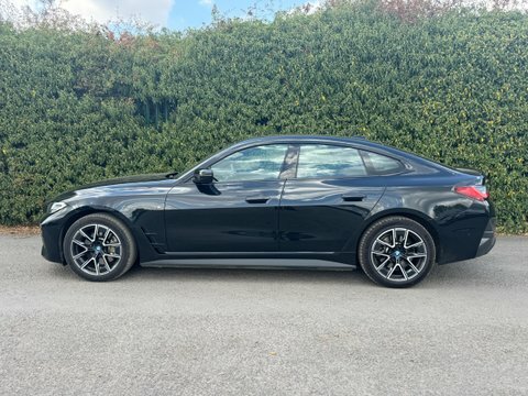 BMW i4 40 83.9Kwh M FD22POU Black #5