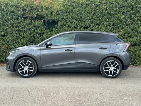 MG MG4 64Kwh Trophy Long DN73VNK Grey #5