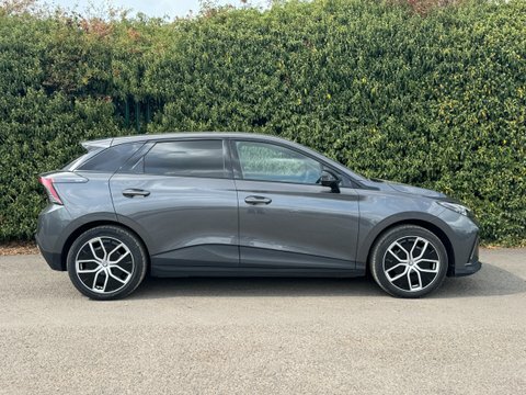 MG MG4 64Kwh Trophy Long DN73VNK Grey #4