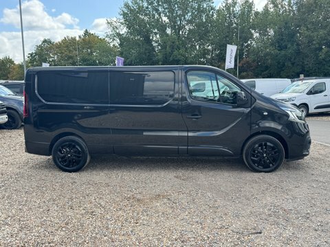Renault Trafic Lwb L2h1 Low CF21VHZ Black #5