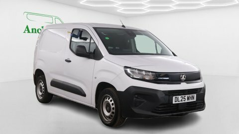 Vauxhall Combo Swb L1h1 Low DL25WHN White #2