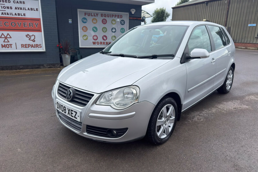 Volkswagen Polo Hatchback Silver