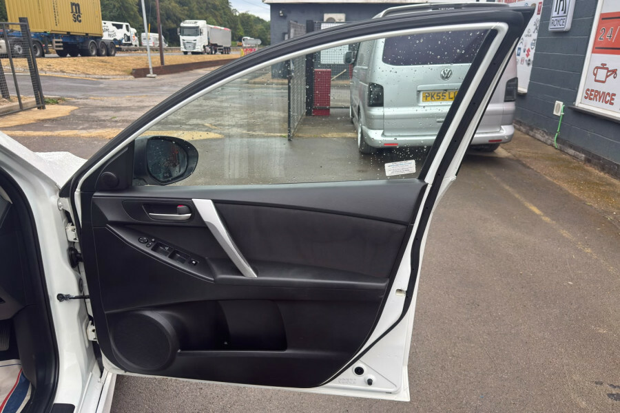 Mazda 3 Silver #8