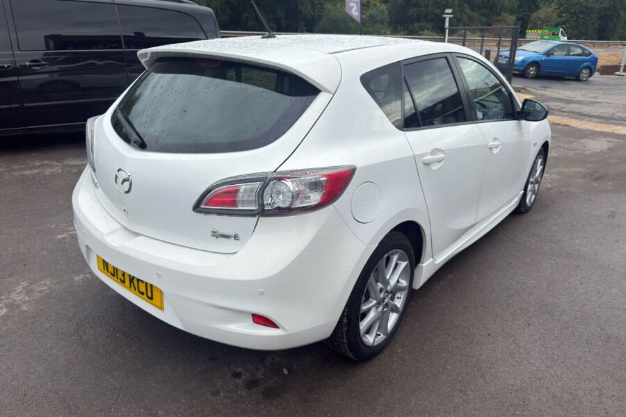 Mazda 3 Hatchback NJ13KCU White #5