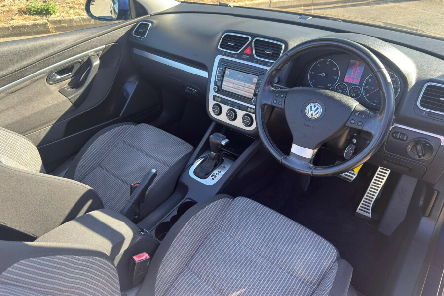 Volkswagen EOS #10