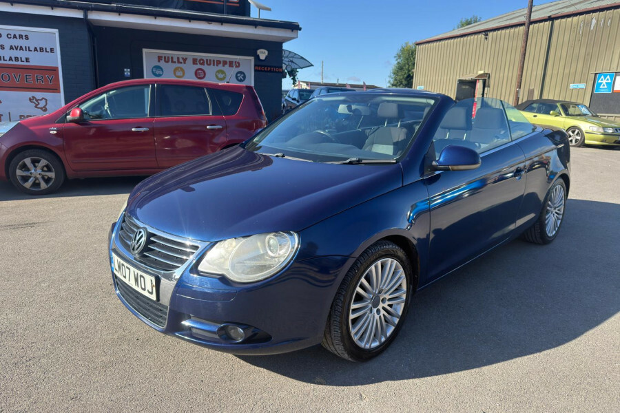 Volkswagen EOS Convertible Blue