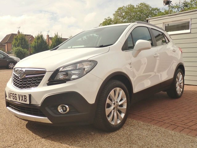 Vauxhall Mokka 1.6 Cdti Se Suv 4Wd Euro 6 Ss AF66VXB White #4