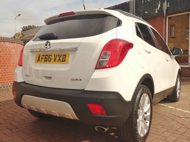 Vauxhall Mokka 1.6 Cdti Se Suv 4Wd Euro 6 Ss AF66VXB White #6