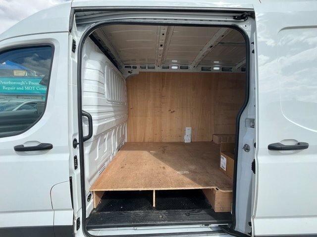 Maxus Deliver 9 D20 Panel Van White #5