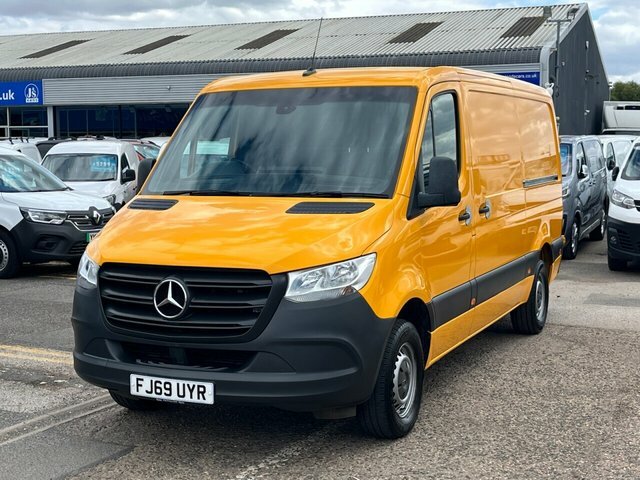 Mercedes-Benz Sprinter 316 Cdi Panel Van FJ69UYR Yellow #3