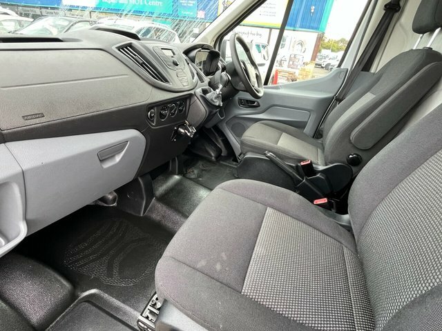 Ford Transit Custom 350 Ecoblue Panel Van LA19WFC White #4