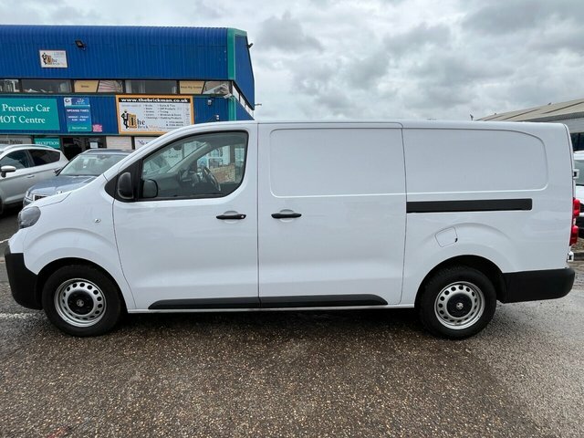 Vauxhall Vivaro Turbo D Prime XL White #6
