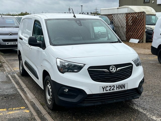 Vauxhall Combo Turbo D 2300 Dynamic White