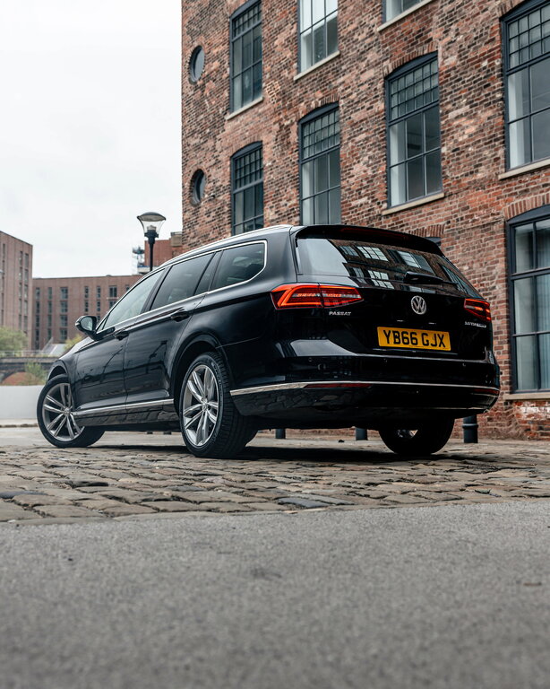 Volkswagen Passat 2.0 Tdi Bluemotion Tech Gt Estate Manua Black #5